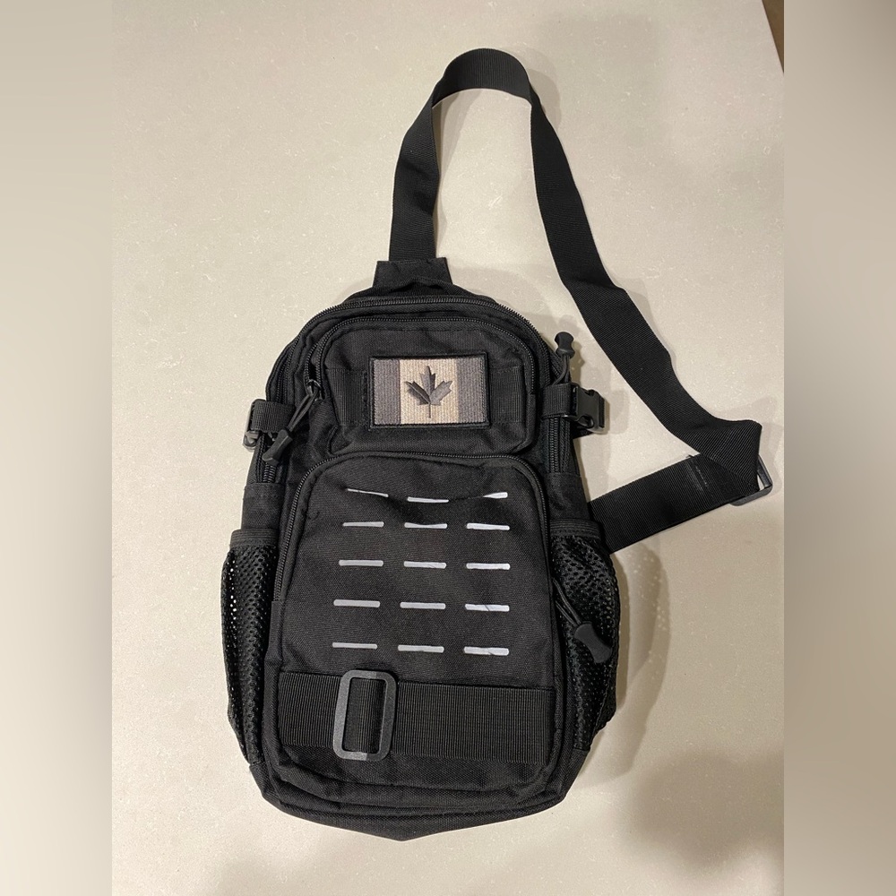 Black Tactical Sling Bag - Picture 1 of 12